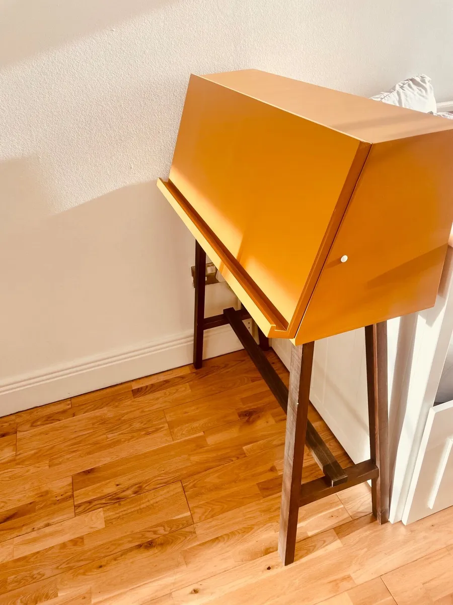 Writing desk - Image 1
