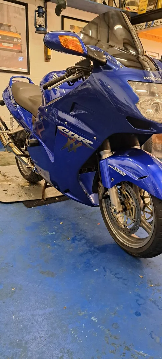 Honda Blackbird 2002 - Image 4