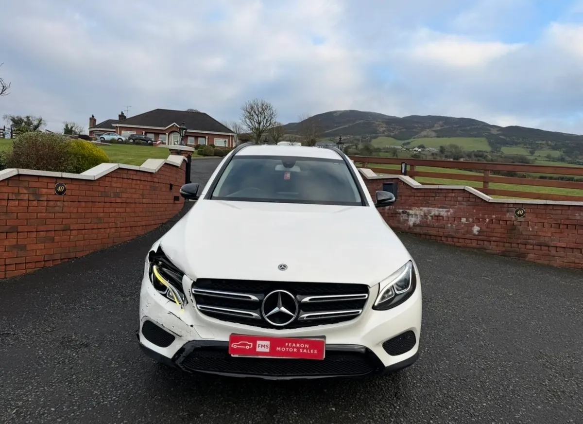 2019 Mercedes GLC Urban Edition - Image 4