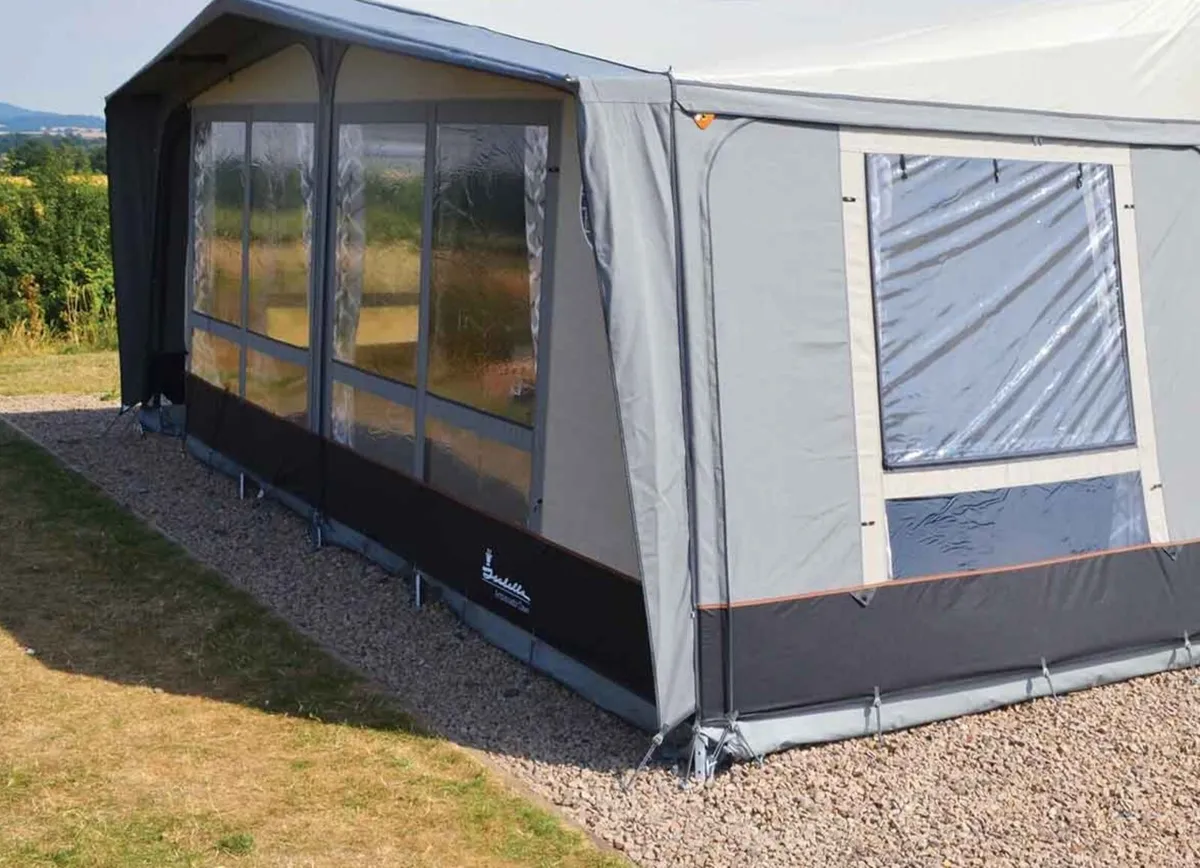 09 Eldiss 5/6 berth & Awning - Image 3