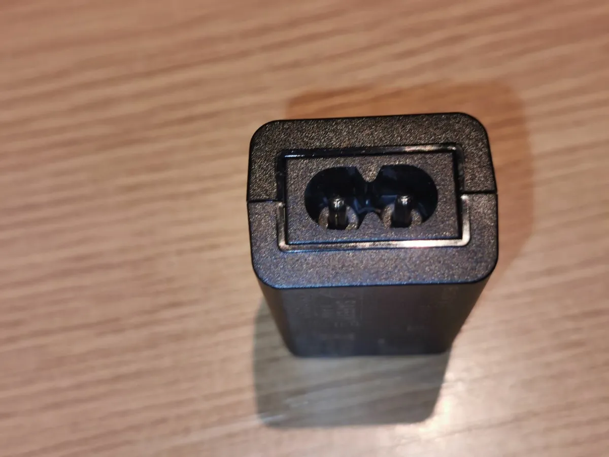 Sony USB power supply adapter charger AC DC 5v - Image 2