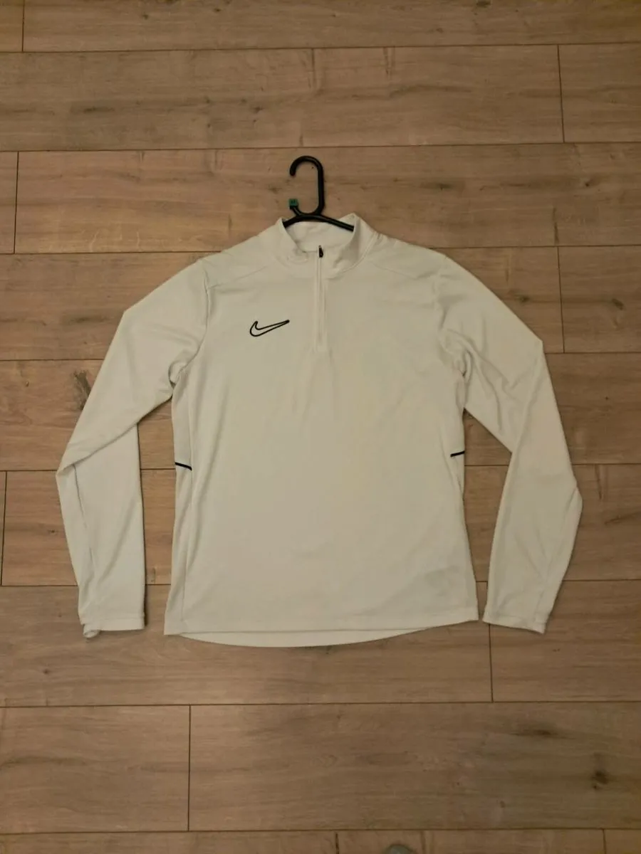 New Nike zip up - Image 1