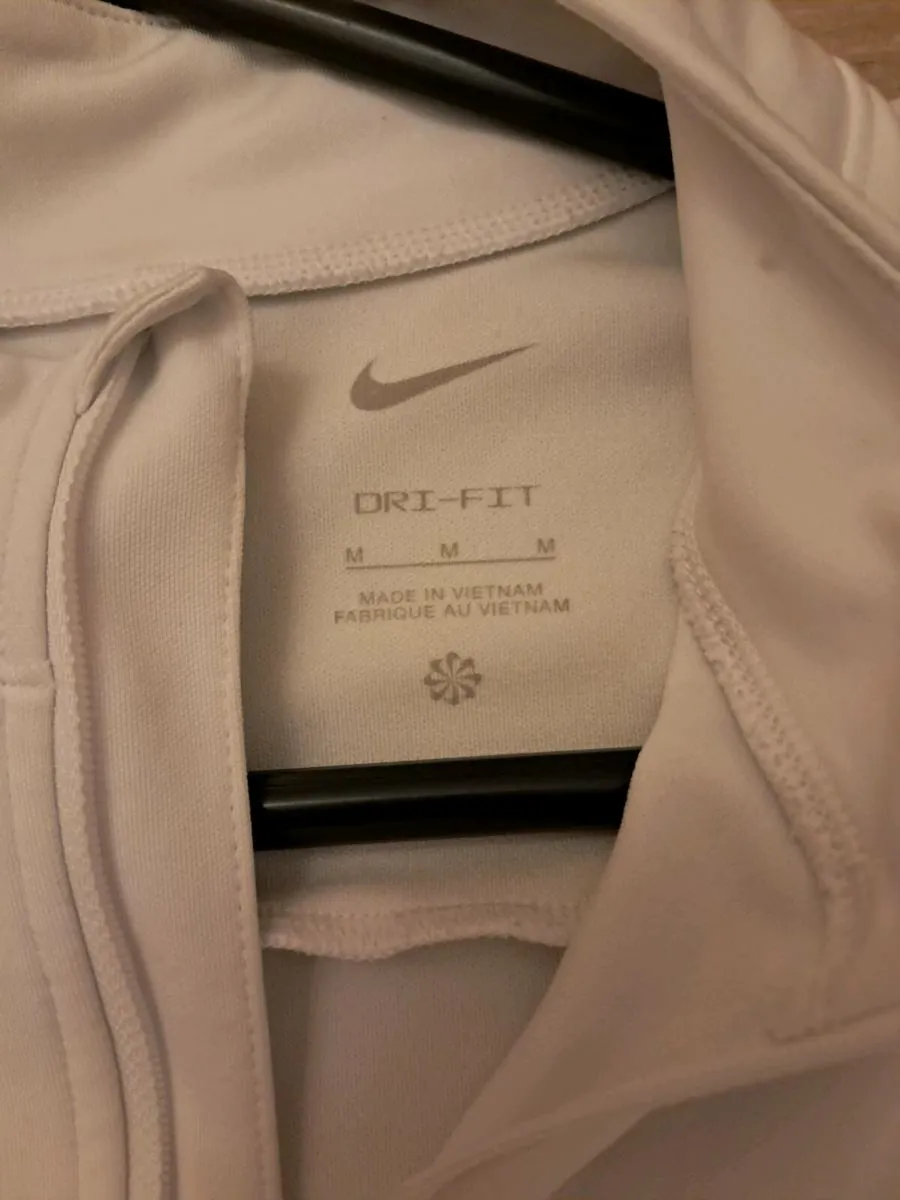 New Nike zip up - Image 4