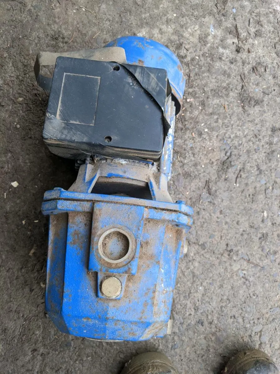 Water pump - Image 3