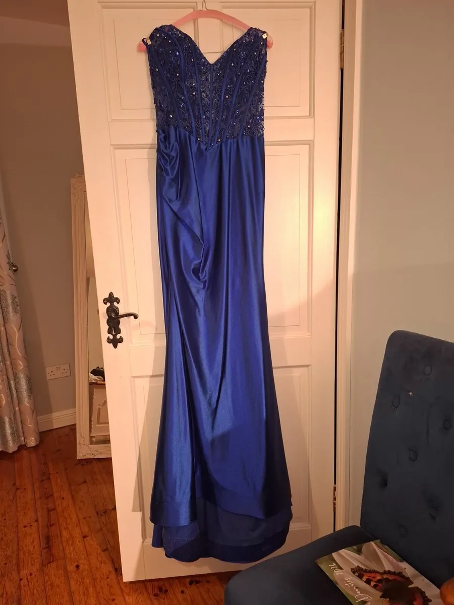 Debs dress - Image 4
