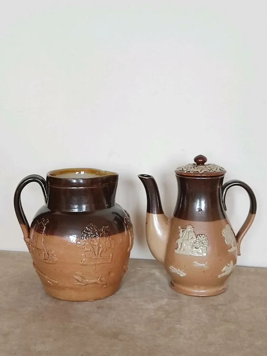 Antique Royal Doultot ceramic. 1872-1906. - Image 1