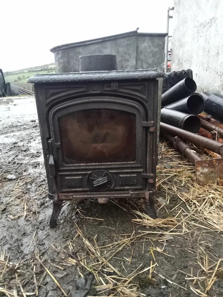 Stove - Image 4