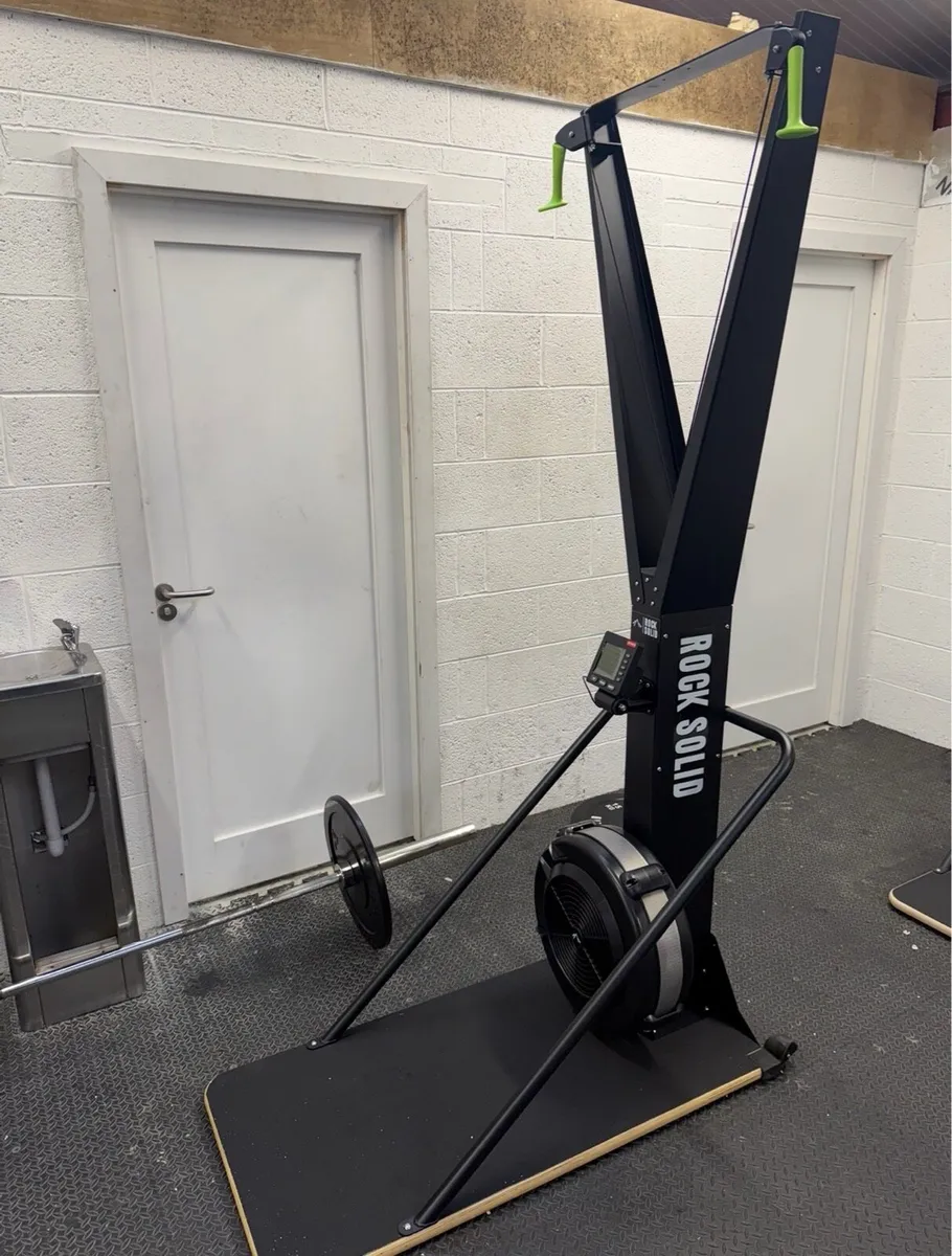 Ski Erg with platform (new in box) - Image 3