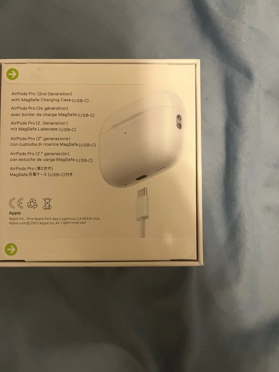 Apple AirPods Pro 2nd Generation - Image 2