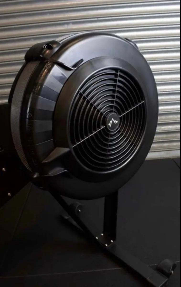 Commercial air rowing machine (new in box) - Image 4