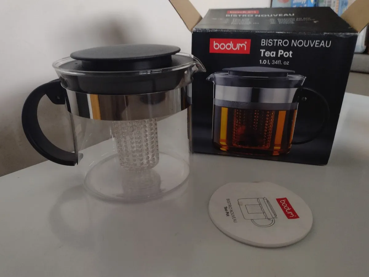 New 1lt Bodum glass teapot with infuser - Image 1