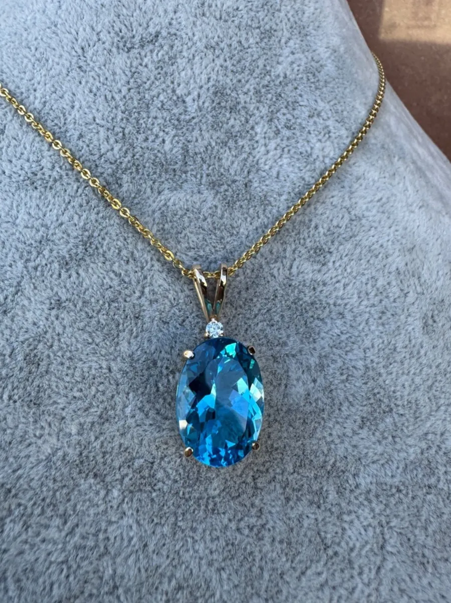 Gorgeous pendant - Image 2
