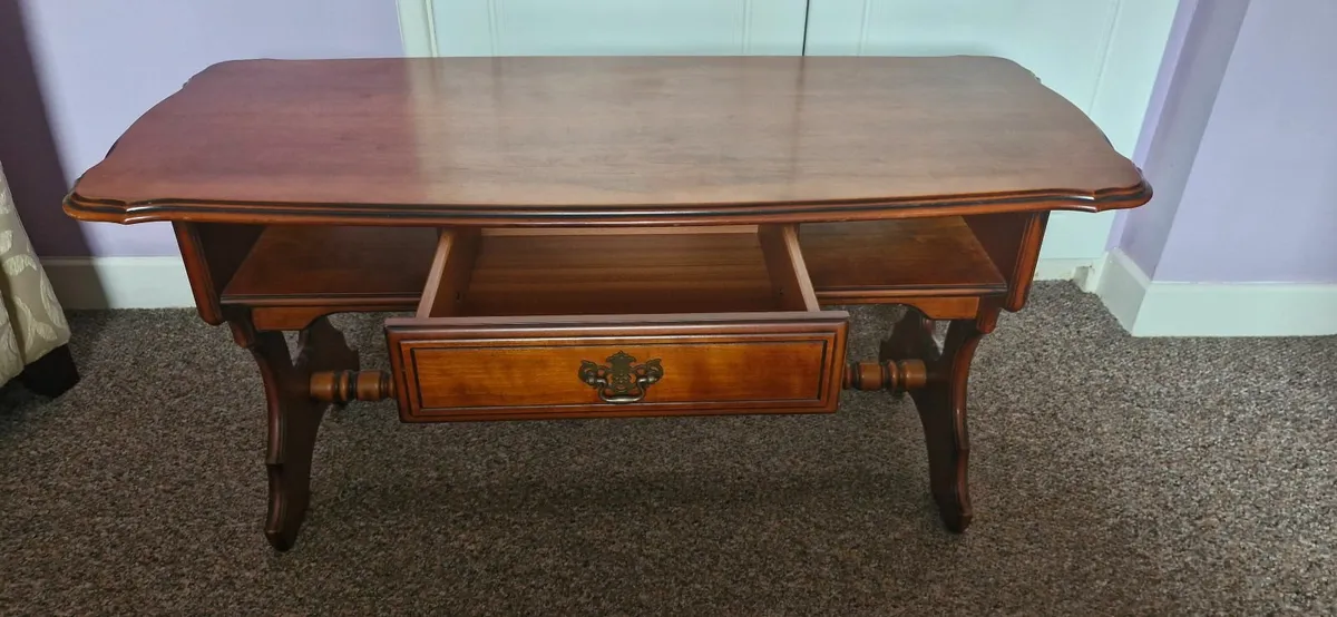 Coffee table - Image 2