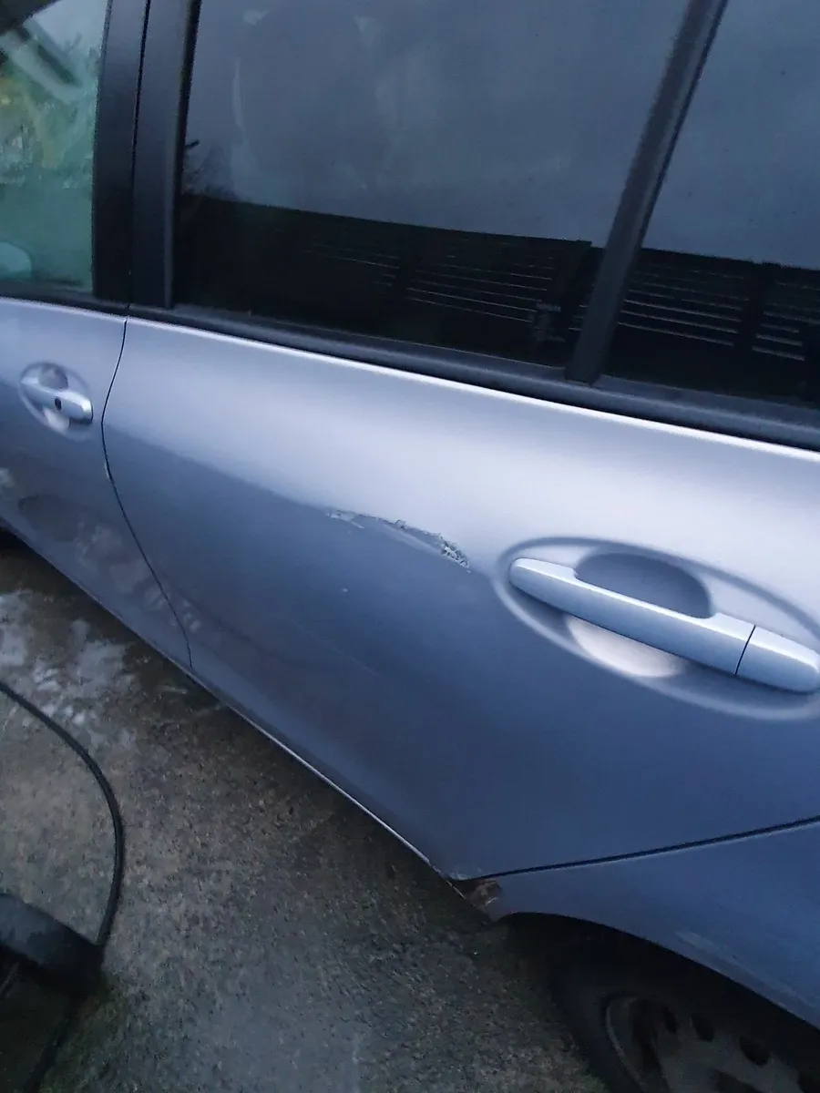 Toyota vitz automatic 1.0 2009 - Image 4