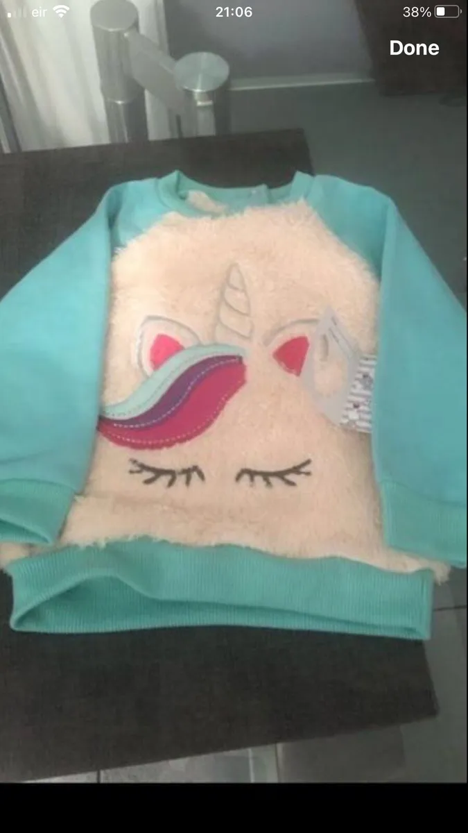 Girls BNWT sweater 12 mths €6 - Image 1