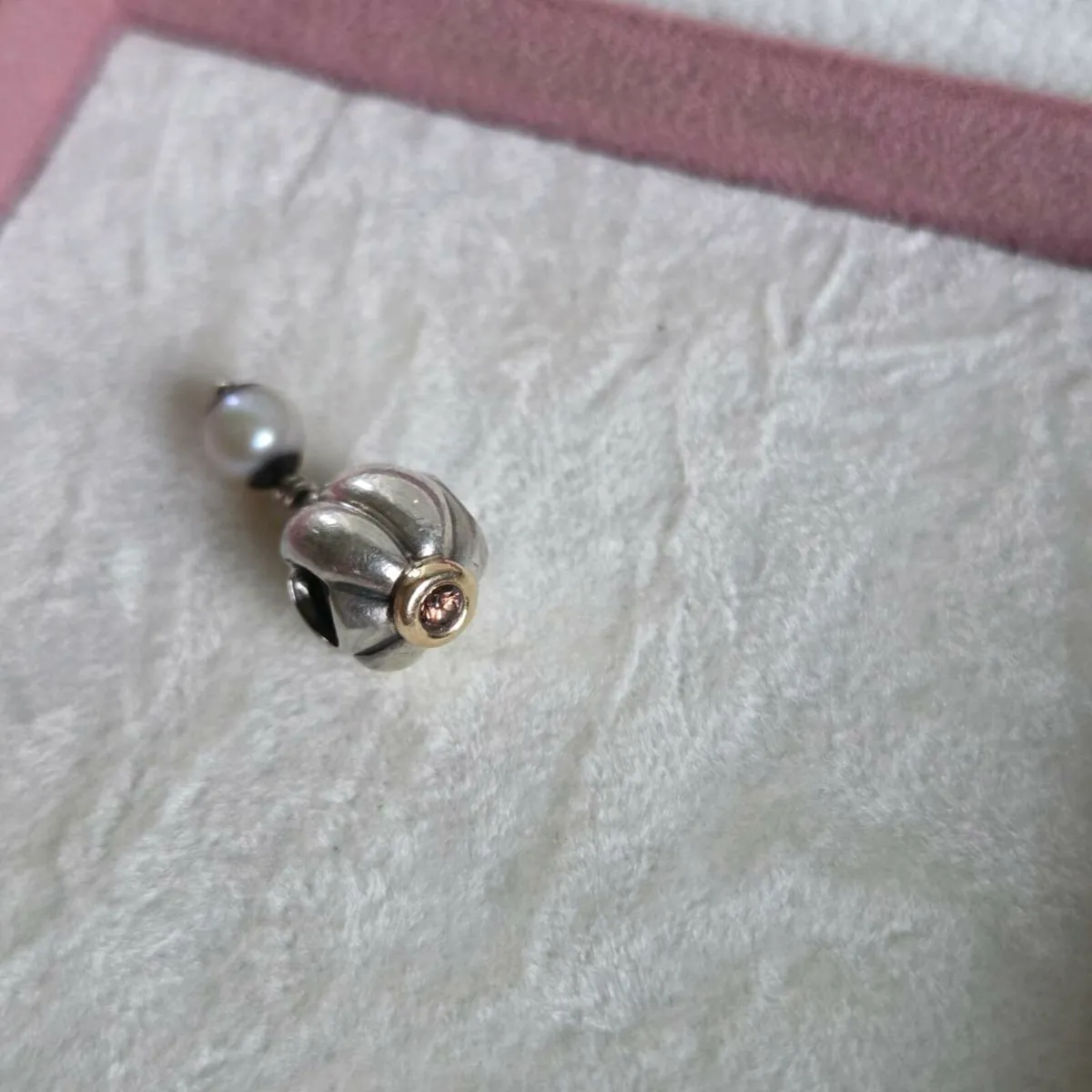 Genuine Pandora Silver 14k and pearl charm - Image 2