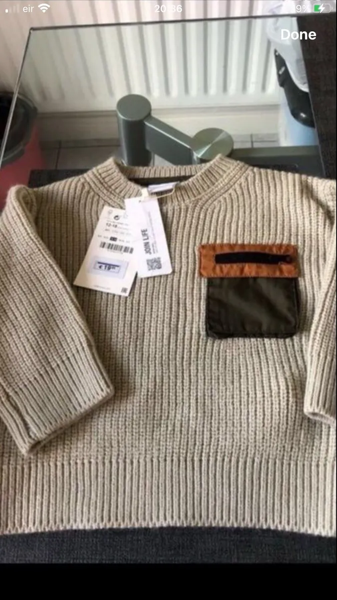 Boys BNWT jumper 12/18 mths €10 - Image 2