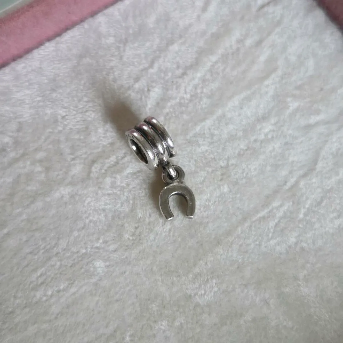 Genuine PANDORA Lucky Horseshoe Dangle Charm - Image 4