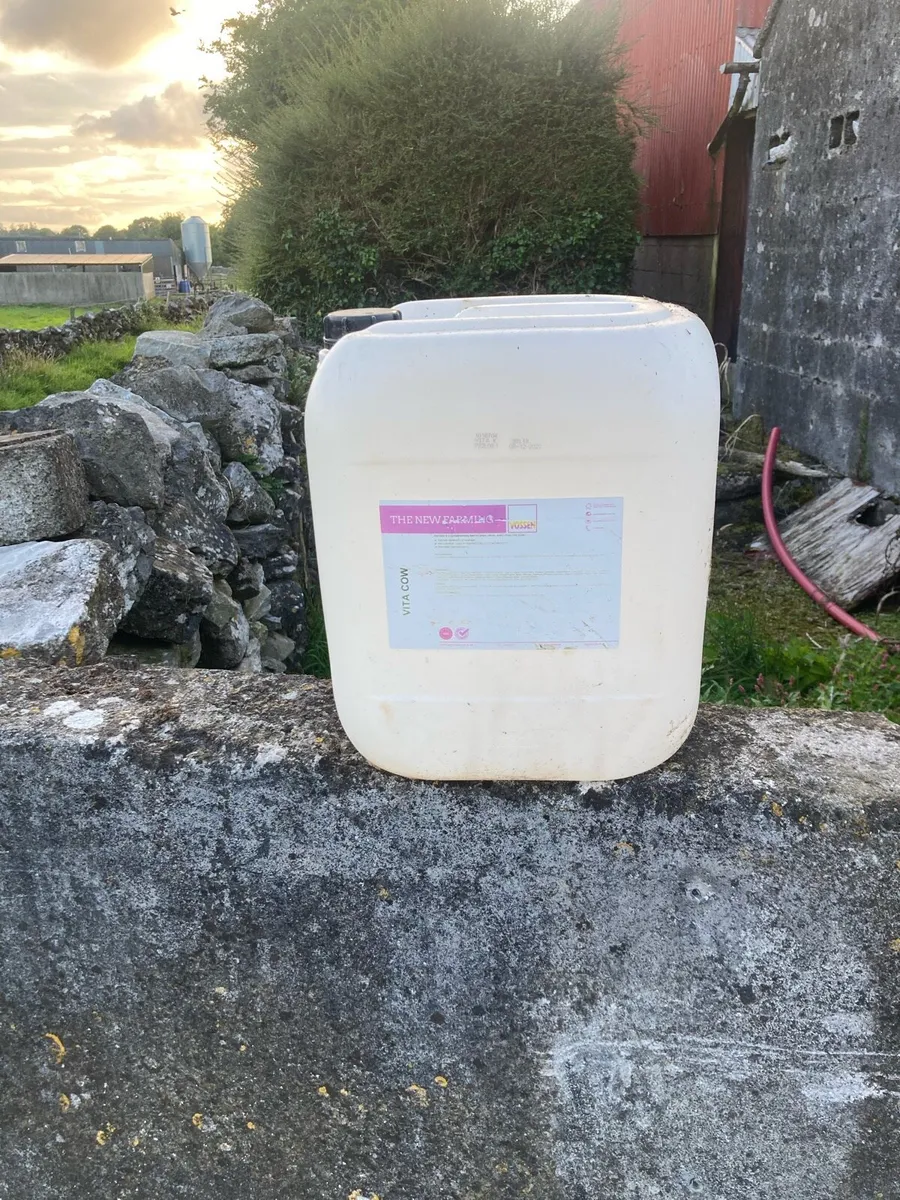 Plastic drums 30 litres - Image 2