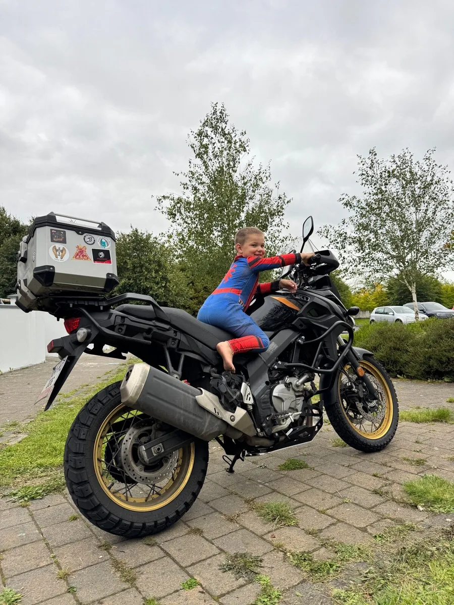 Suzuki V-Strom 650 XT 2024 - Image 2