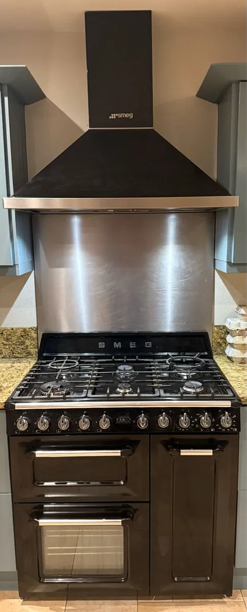 SMEG 90cm Dual fuel cooker - Black - Image 3