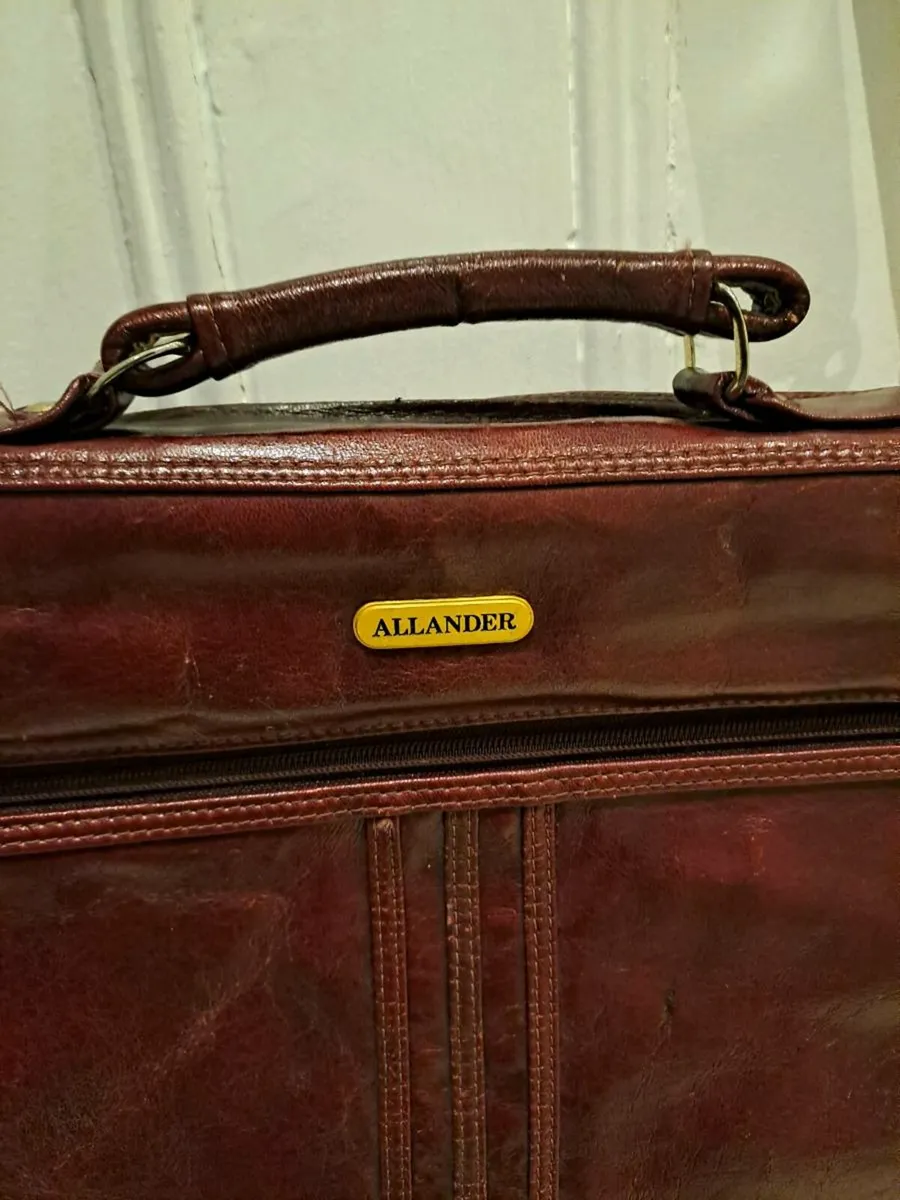 Allander Leather Garment / Suit Carrier Bag - Image 2