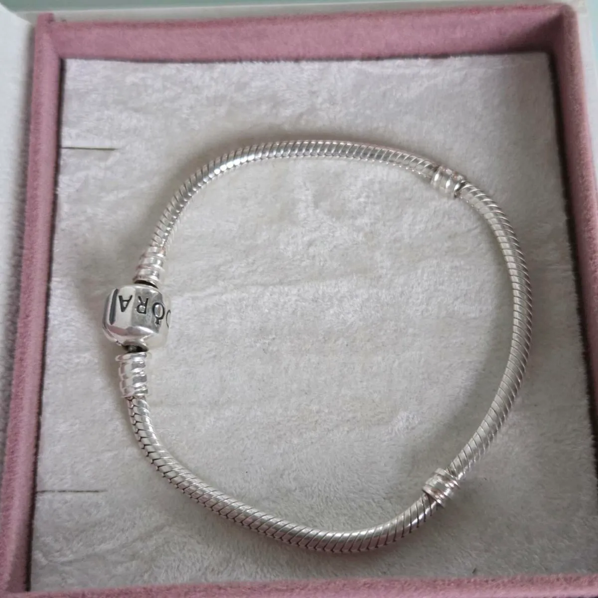 Pandora bracelet barrel clasp size 18cm - Image 1