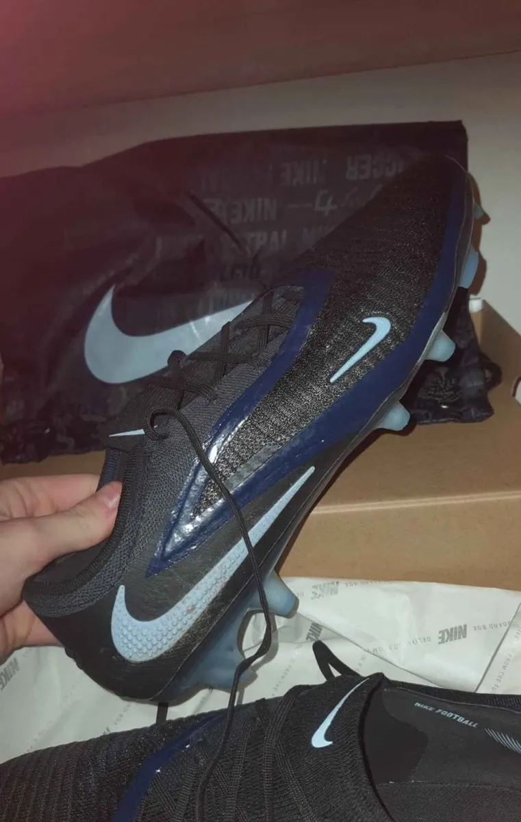 Elite Nike football boots Size 10.5 brand new - Image 1