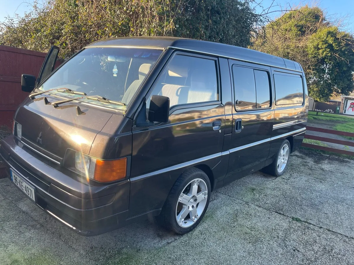 Mitsubishi L300 D - Image 1