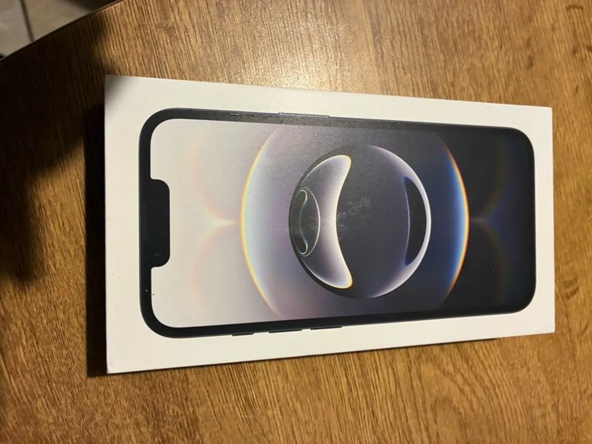 iphone 16E - Image 3