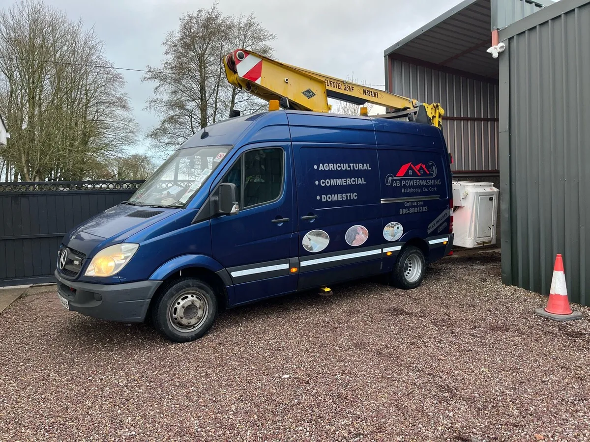 Cherry picker hoist - Image 2