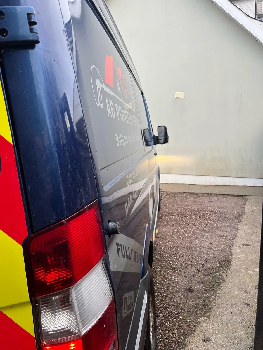 Cherry picker hoist - Image 4