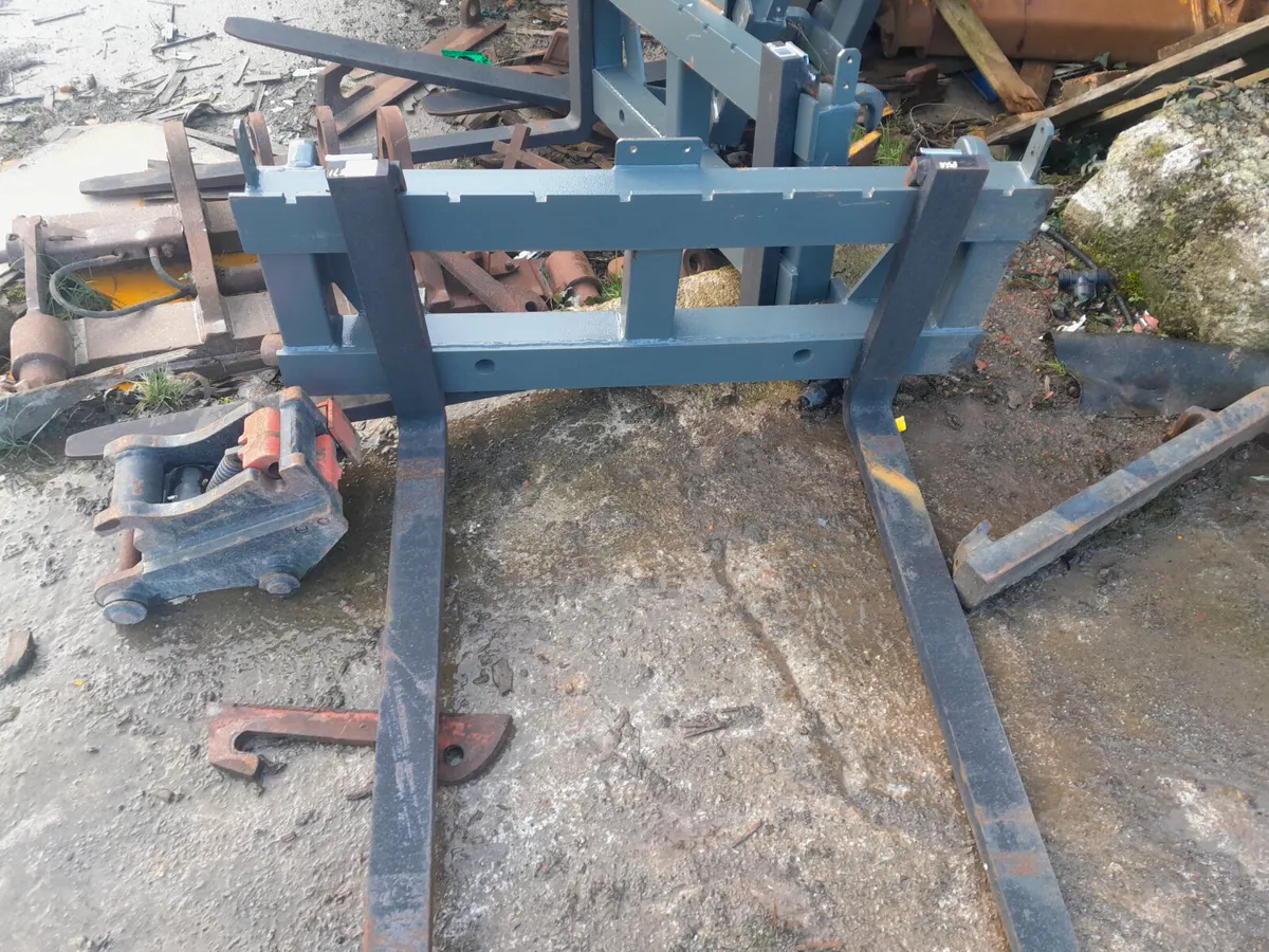 Pallet Forks (18073) - Image 2