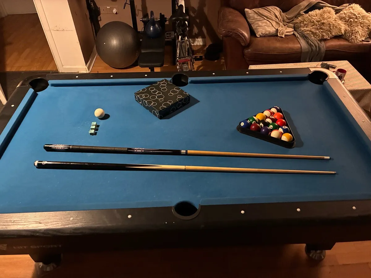 Pool table - Image 3