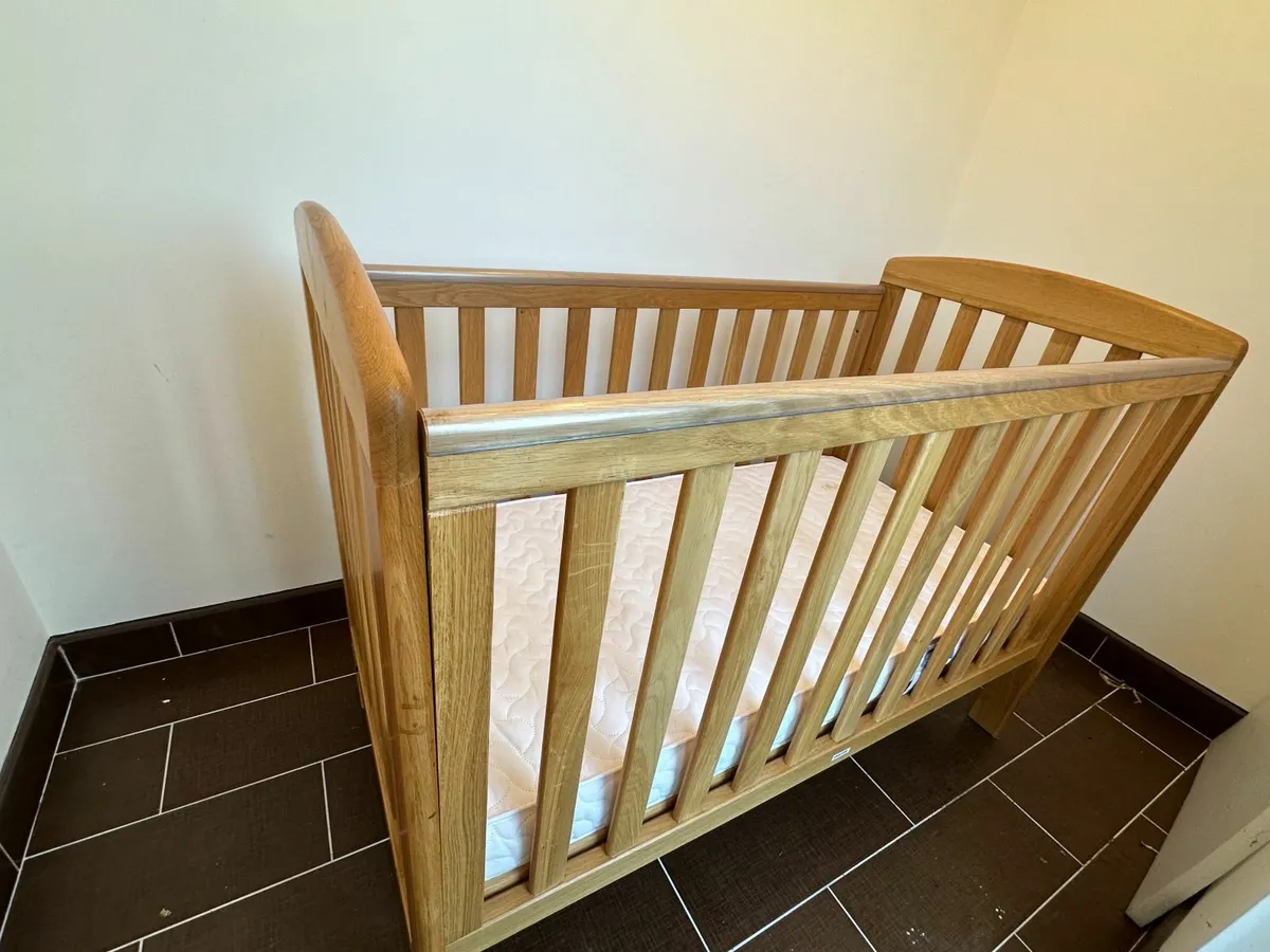 Baby Cot - Image 4