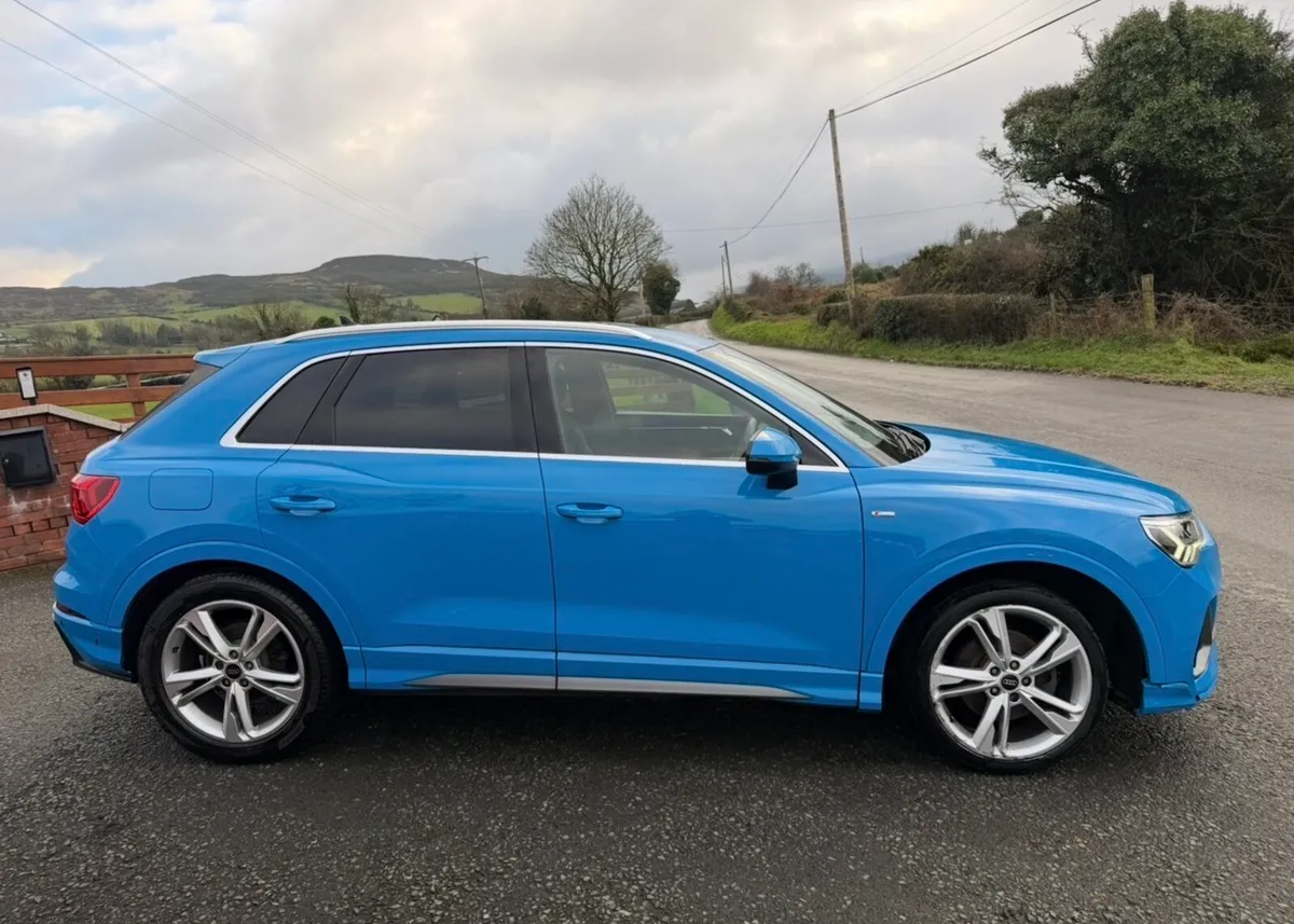 2022 Audi Q3 S Line - Image 4