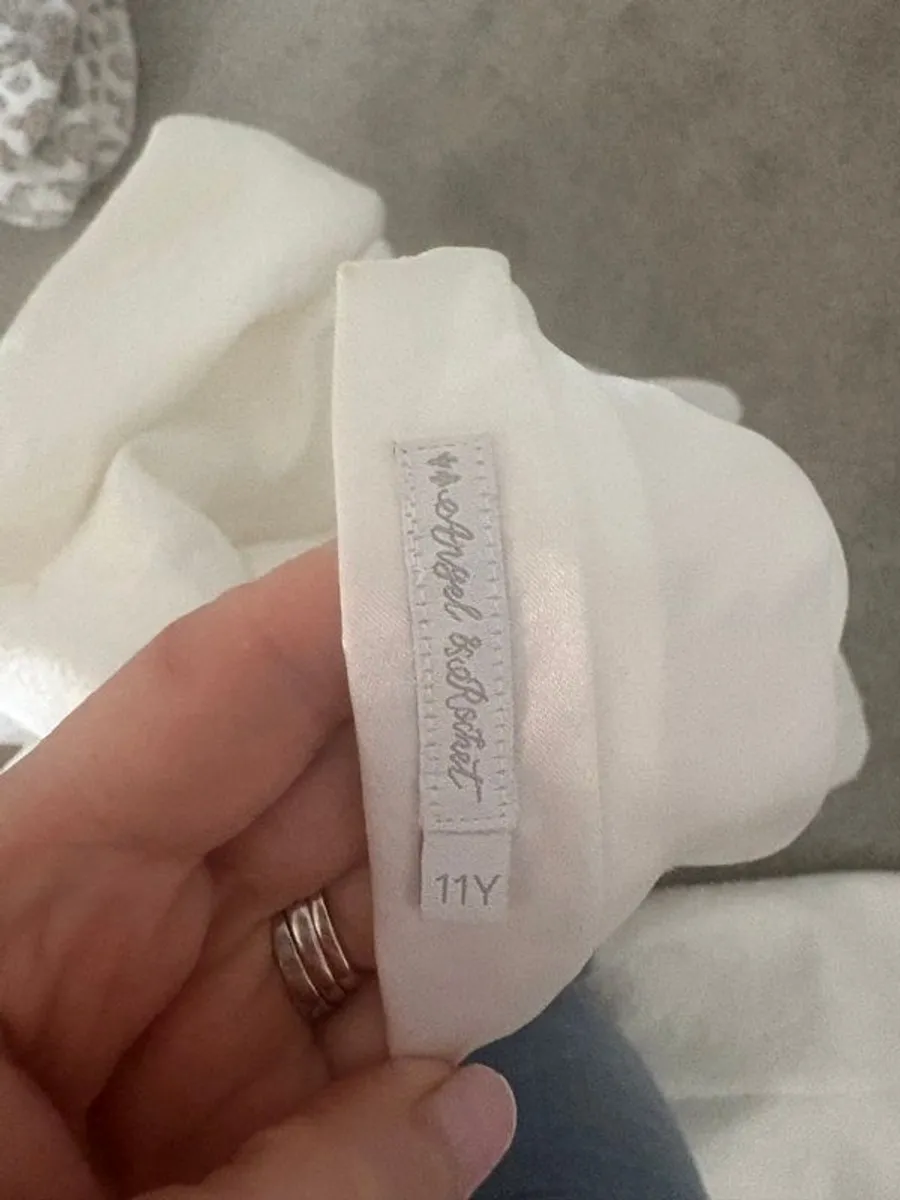 Flower Girl - Image 4