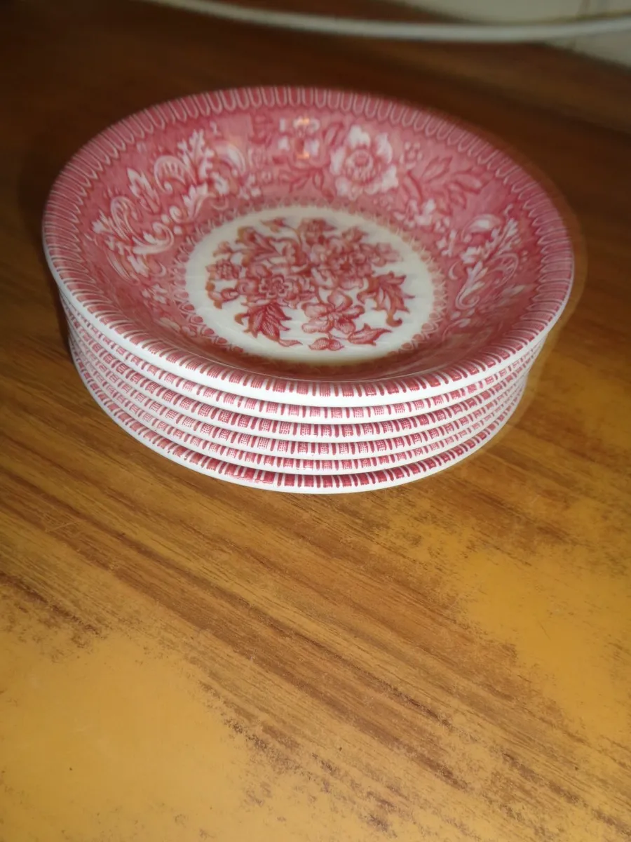 Vintage Ceramic Desert/Cereal Bowls x 6 for Sale - Image 4