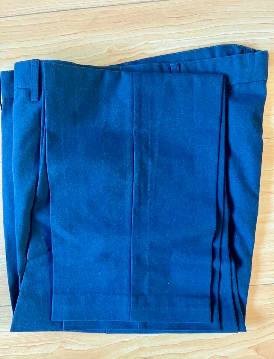 School uniforms - Image 1