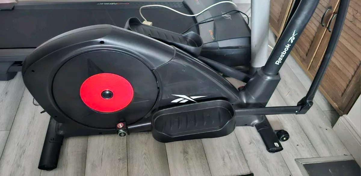 Cross trainer for sale - Image 4