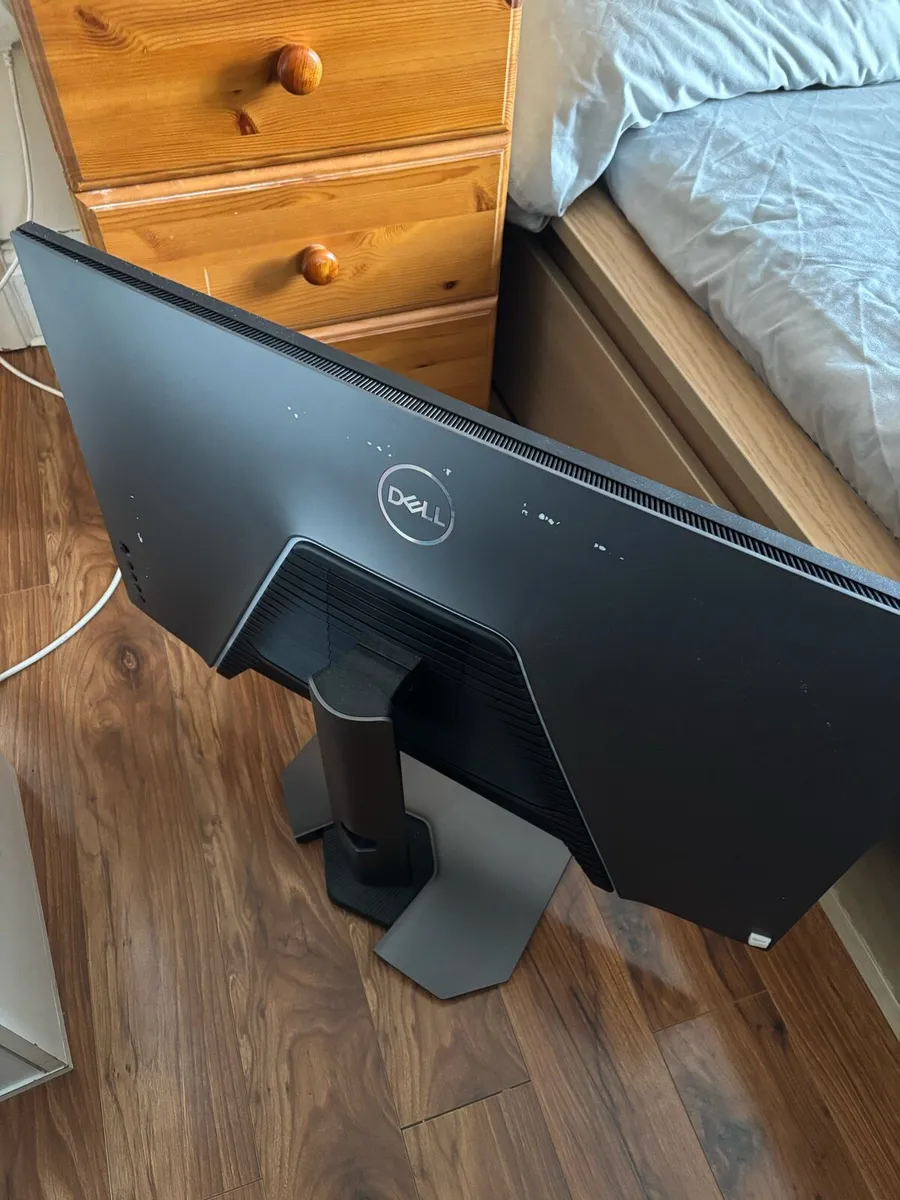 Dell 32 4K UHD Gaming Monitor - G3223Q - Image 4