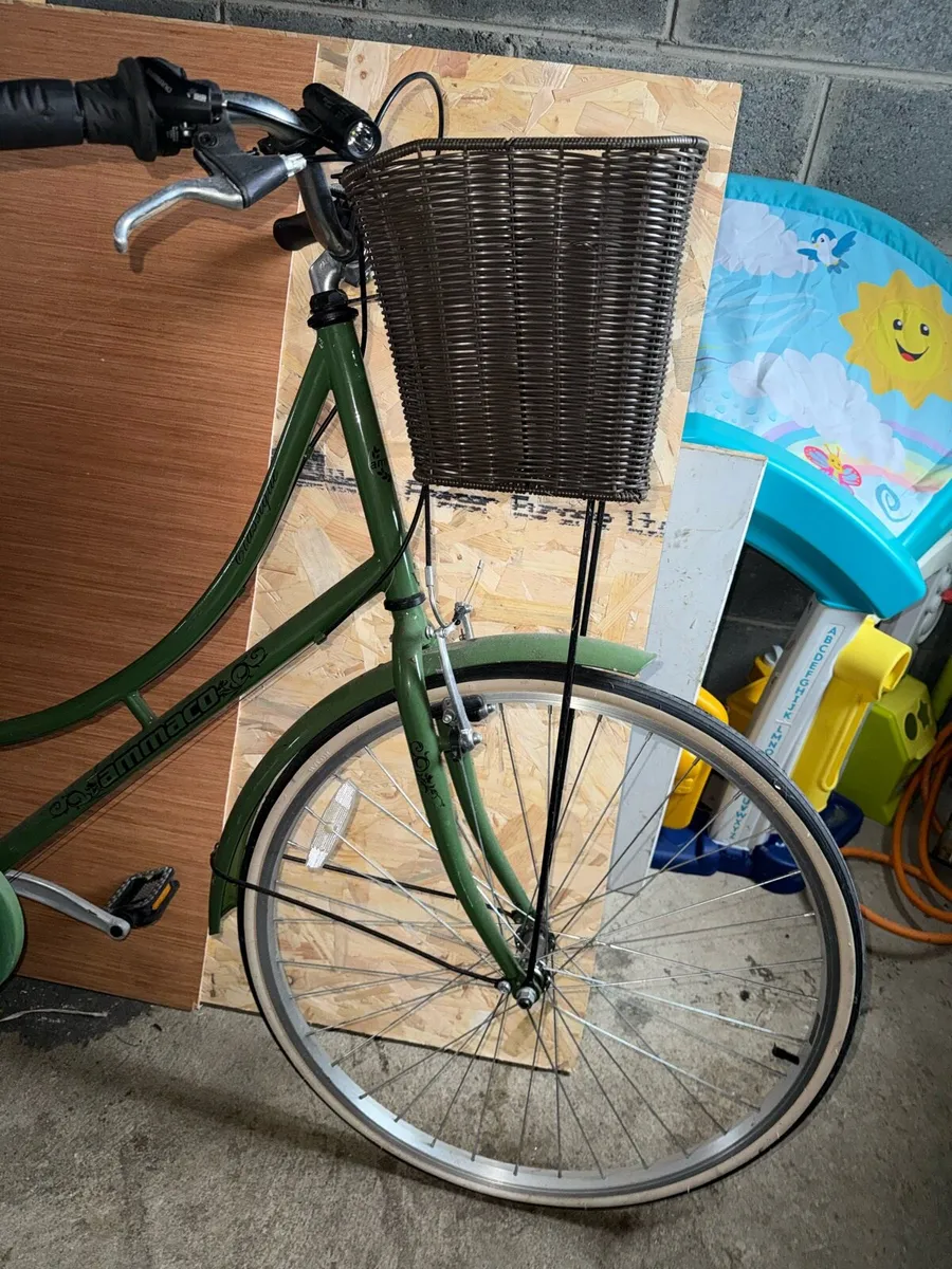 Ammaco Classic Ladies Vintage Bike - Image 2