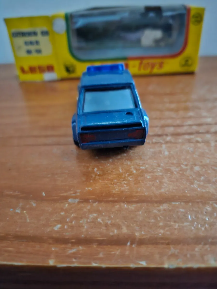 Corgi LUSO Fiat Police Car - Image 3