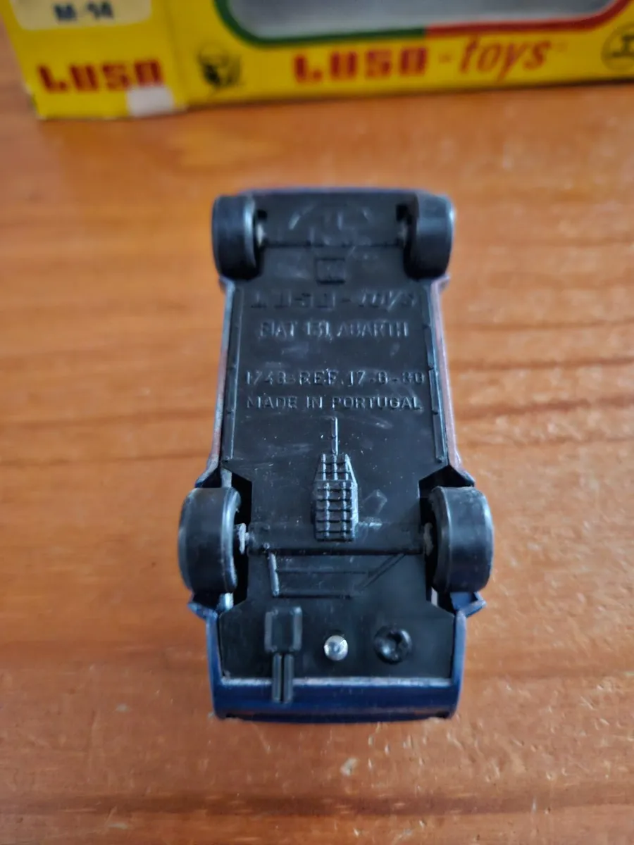 Corgi LUSO Fiat Police Car - Image 4