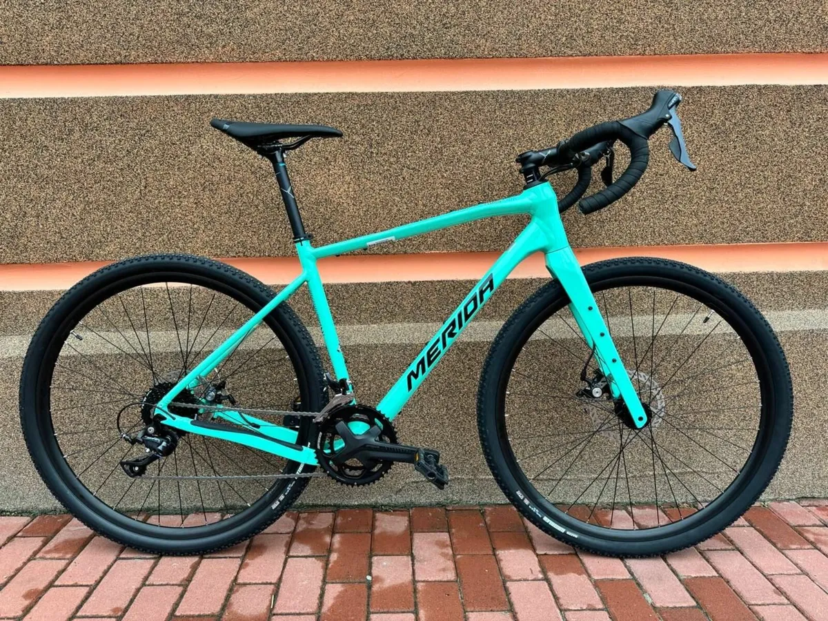 MERIDA SILEX 200 GRAVEL BIKE - Image 1