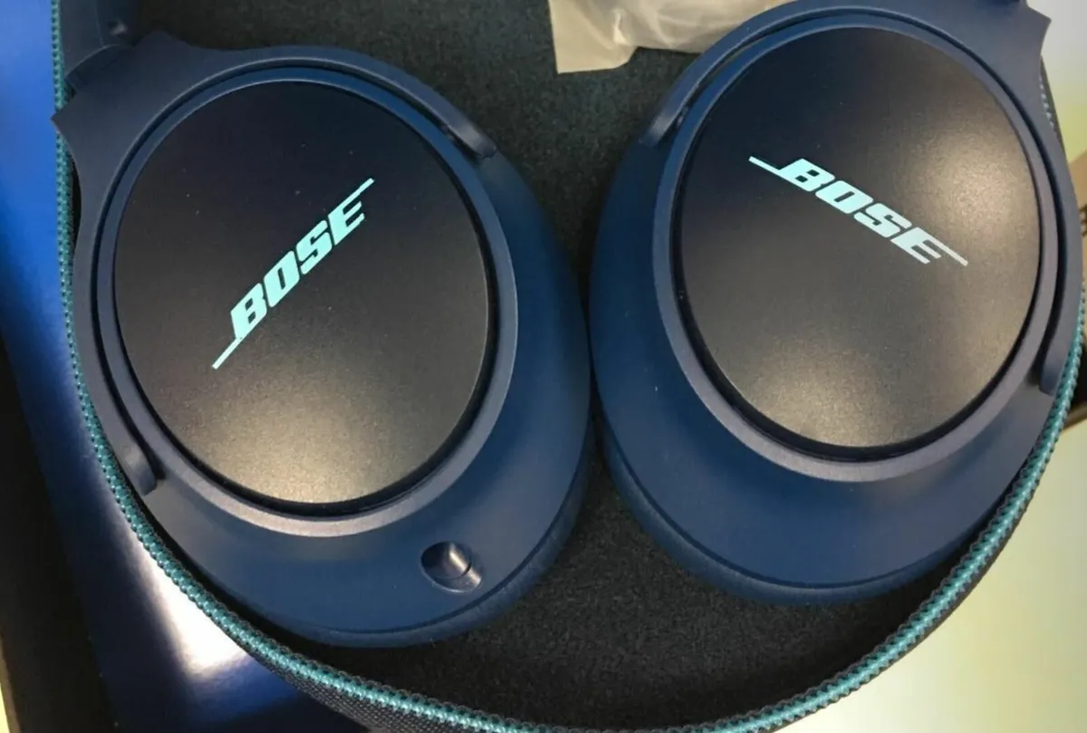 Bose Sound True around-ear headphones - Image 4