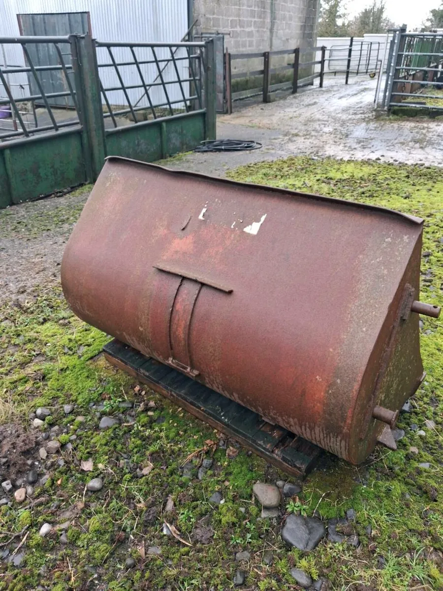 TRACTOR LOADER BUCKETS/ MASSEY FRGUSON/ DB LOADER - Image 3