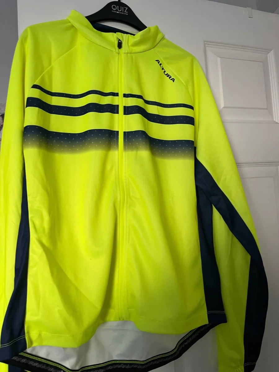 Cycling tops - Image 2