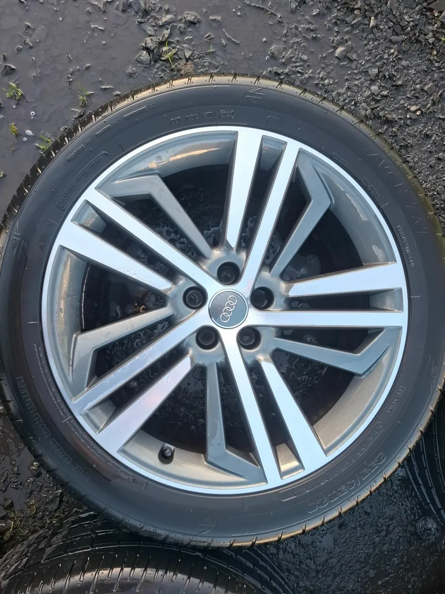 20" Genuine Audi Q5 S Line Alloys with tyres - Image 3
