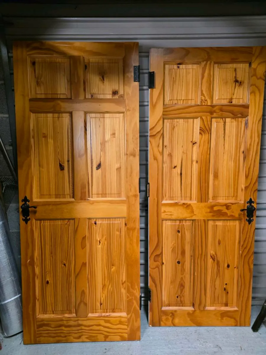 Pine Doors - Image 1